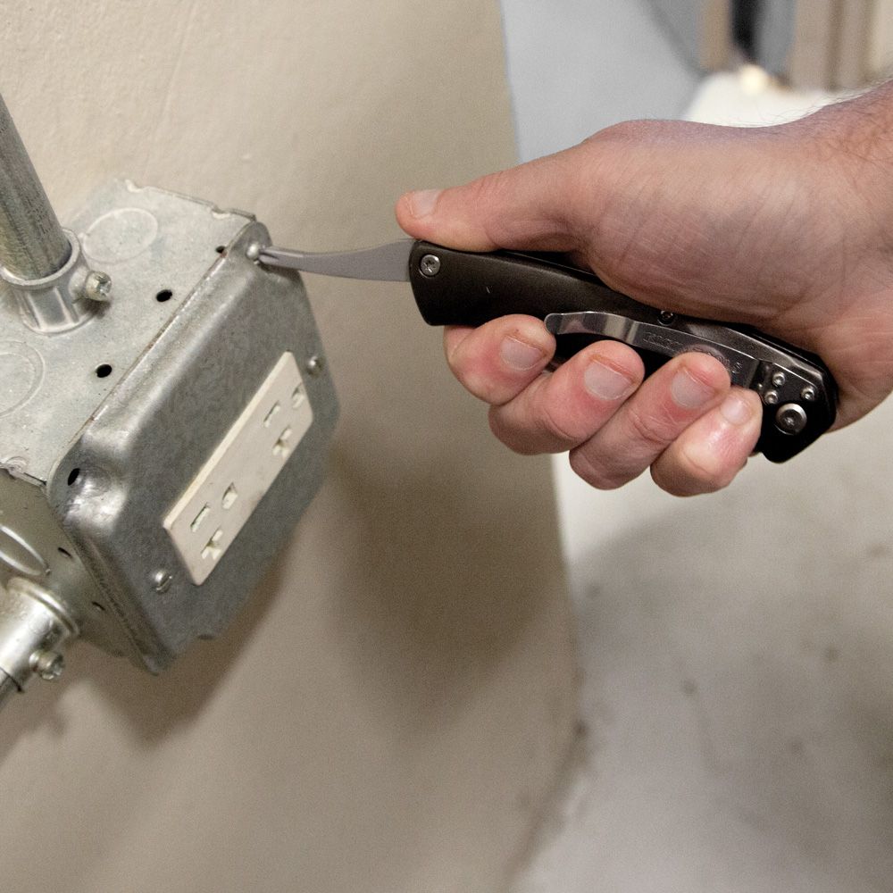 ELECTRICIAN'S POCKET KNIFE